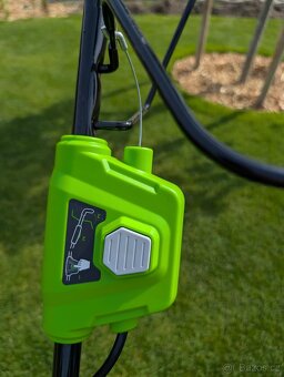 Sekačka Greenworks s pojezdem 40V - 5