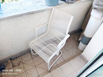 3 kovové židle s područkami odolné proti povětrnostním vlivů - 5