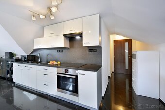 Prodej rodinného domu 300 m2, Květnice u Říčan, - 5