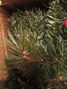 Umělý vánoční stromeček 180cm - 5