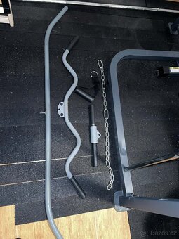 posilovací věž se závažím - 5