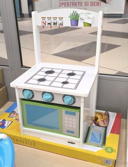 Nová Woody kuchyňka židlička 2v1 - 5