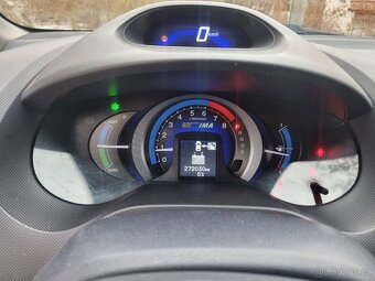 Honda Insight Civic 1.3 automat hybrid 2010 - 5