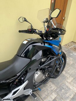 CF Moto 650 MT - 5