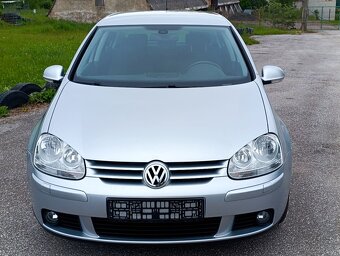 VW Golf 5 1.6i 75kw -málo najeto - 5