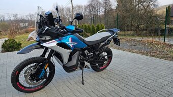 CF Moto 800MT-X , jako nová, vybavená - 5