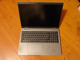 Dell Latitude 5520 i7-1185G7 16GB 512GB 15.6 Full HD - 5