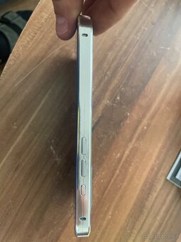 Ochranný kryt iPhone 16 Pro - 5