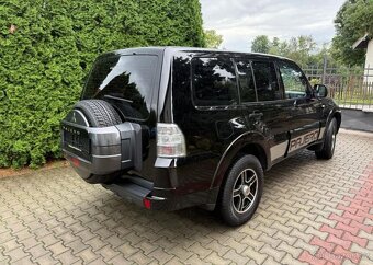 Mitsubishi Pajero 3,2 DID /147kw 7 Míst 1 Majite nafta - 5