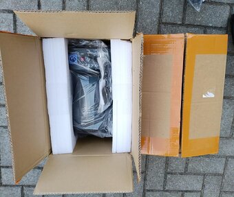 NOVINKA ..200 Wat Led Beam/ Spot - 5