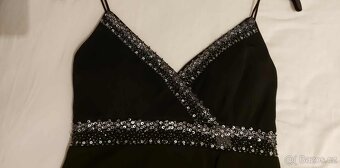 Plesové šaty s přehozem - 5