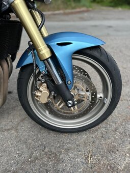 Pronájem motorky Honda Hornet 600 - 5