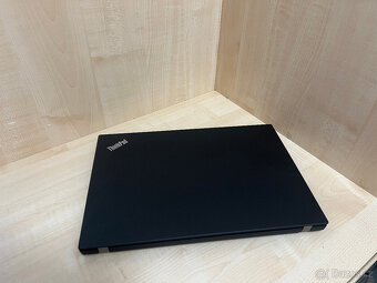Lenovo ThinkPad P14s Gen1 - 5