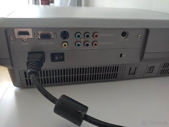 LCD projektor Sanyo PLV Z4 - 5