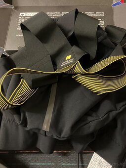 Nové cyklistické kraťasy zn. ASSOS vel. M - 5