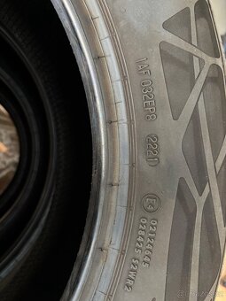 Pneu 225.60/18 V XL - 5