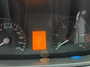 Mercedes-Benz Vito - 5