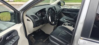 Chrysler town and country 2016 3.6 V6 Pentastar - 5