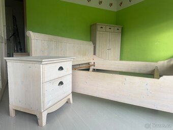 Jitona VENETO, bílá, celomasiv, 2KOMODY - 5