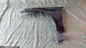 Mercedes W164 BLATNÍK LEVÝ ČERNÝ 4000kč - 5