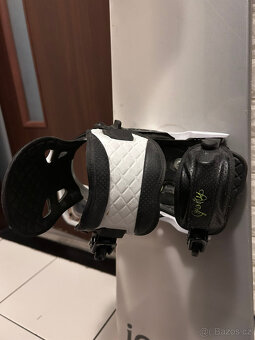 Prodám dámský Snowboard značky ignite - 5
