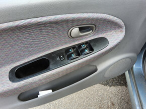 Kia Rio 1,5i rok 2000 - pouze dily - 5