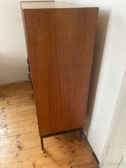 Knihovna F. Mezuláník, skříň - 5