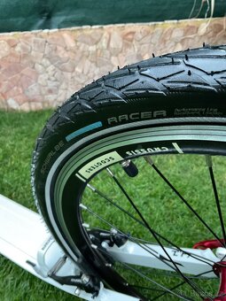 Prodám koloběžku Crussis One Cobra 4,1 bílá - 5