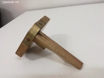 Dřevěný věšáček - 5