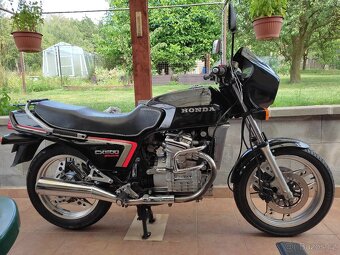 Honda CX500E - 5
