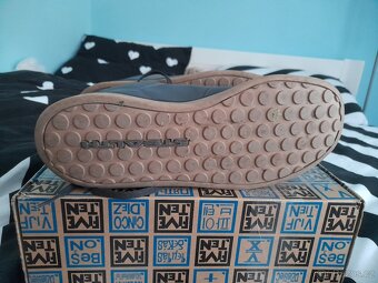 Cyklistické boty Adidas Five Ten. - 5