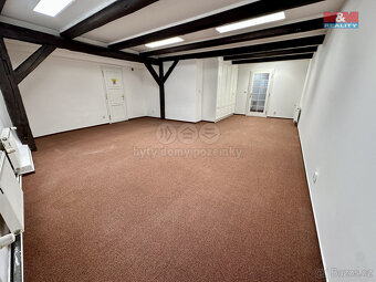 Pronájem kancelářského prostoru, 93 m², Žatec, nám. Svobody - 5