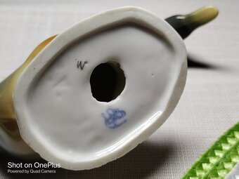 Porcelánová stará kolorovana kachna Goebel - Germany - 5
