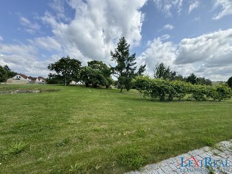 Prodej rodinného domu na pozemku 10 057 m2 Vysoký Újezd - Be - 5