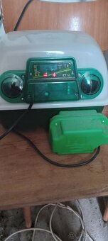 Prodám automsticku líheň - 5