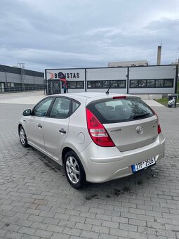 Hyundai i30 , 1.6 CRDI , 66kW , r.v. 2010 - 5