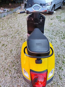 Vespa 300 GTS Super - 5