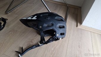 Trailová enduro helma Bell Super 2 vel. L - 5