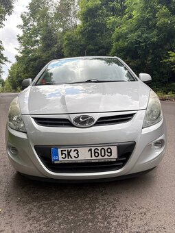Hyundai i20, r. 2010, 1.2i – spolehlivý a úsporný vůz - 5