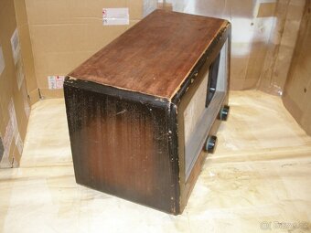 ELEKTRONKOVÉ RÁDIO - DVOULAMPOVKA - 5