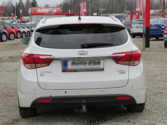 Hyundai I40 1.7CRDi , 100 kW nafta, 2013 - 5