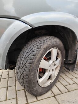 Hyundai Tucson 2.0 CRDI - 5
