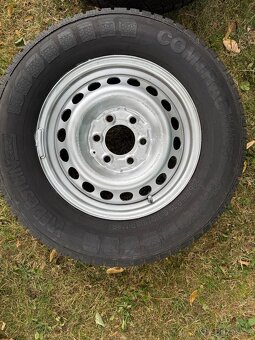 Dodávkové zánovní zimní pneu 205/75 R16 C s disky - 5