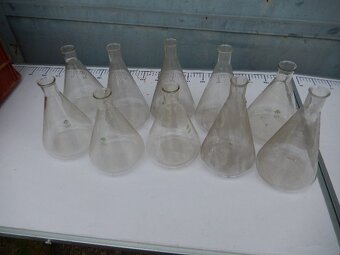 Sklo laboratorní, chemické, konvolut, větší množství - 5