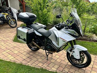KTM 1290 Super Adventure - 5