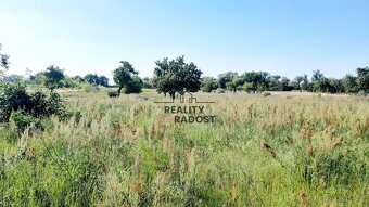 Prodej stavební parcely 4274 m2 v obci Lužice, lokalita Záhu - 5