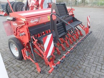 Koupím secí stroj Kuhn Premia 300 - 5