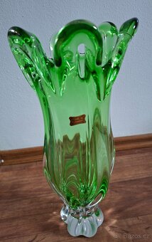 Váza skleněná . - 5
