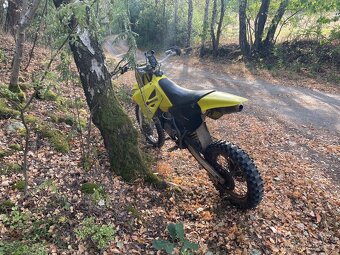 Suzuki RM85 2t - 5