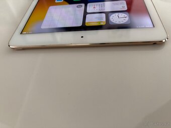 iPad Air 2 128GB (2014), WIFI, zlatý, 9.7" - 5